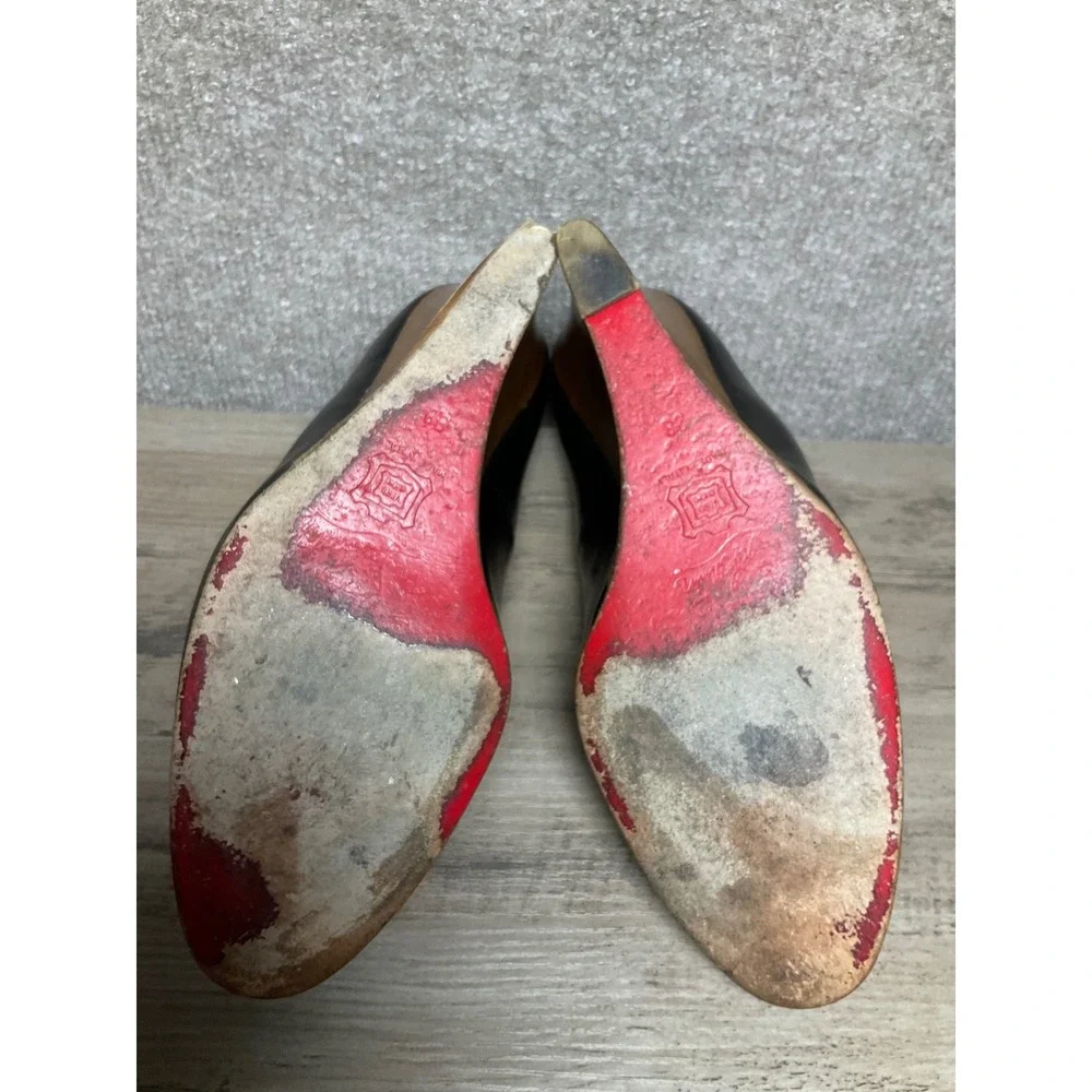 Christian Louboutin Black Leather Round Toe Wood Wedge Heel Pumps Red Sole 38